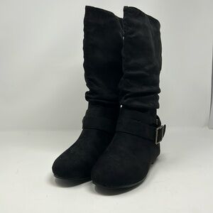 62. New Women's Black Suade Boots‎ (8 1/2)